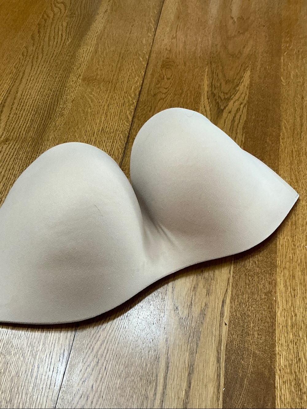 Woman’s Soma nude strapless bra. Size 34DD. No shoulder straps. Gently worn.